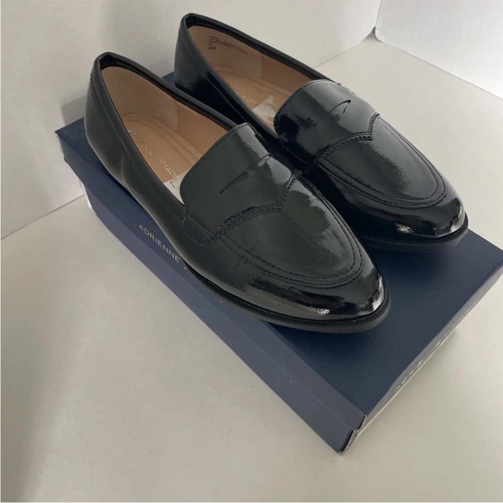 Adrienne Vittadini Black Patent Loafers flat shoes size 6 - Picture 2 of 6